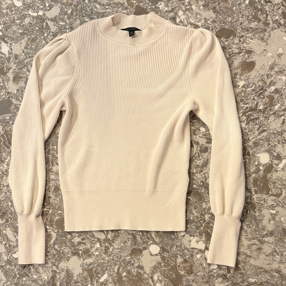 Banana Republic Ivory Ribbed Knit Top